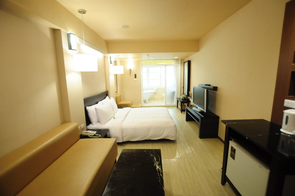 Kindness Hotel Shinkuchan Καοσιούνγκ Εξωτερικό φωτογραφία