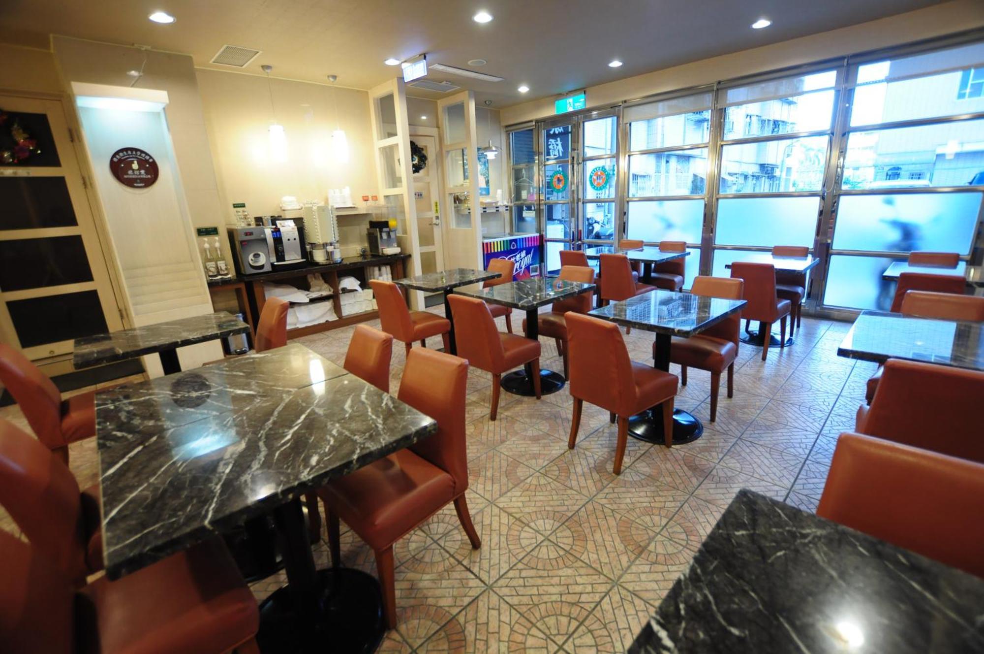 Kindness Hotel Shinkuchan Καοσιούνγκ Εξωτερικό φωτογραφία