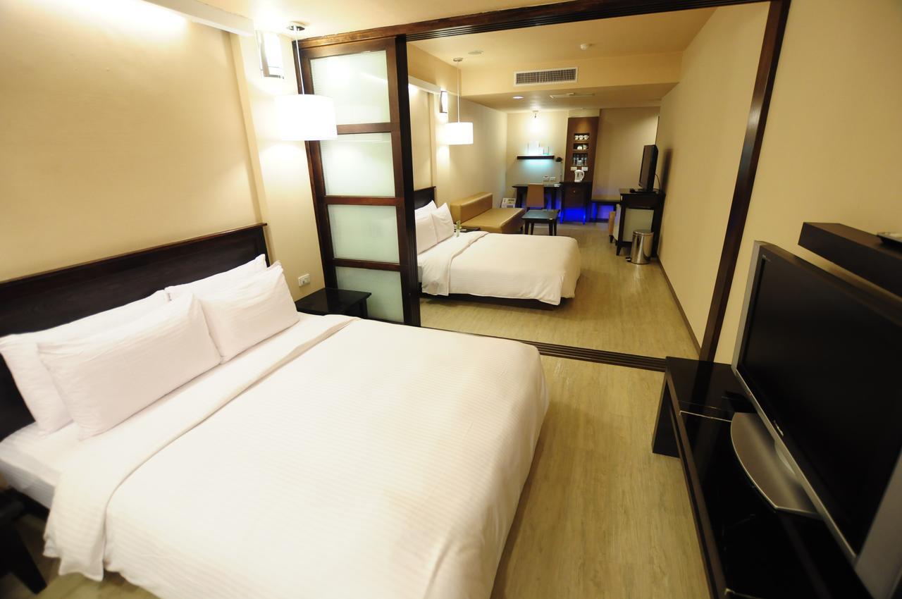 Kindness Hotel Shinkuchan Καοσιούνγκ Εξωτερικό φωτογραφία