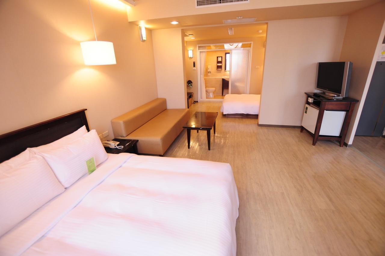 Kindness Hotel Shinkuchan Καοσιούνγκ Εξωτερικό φωτογραφία